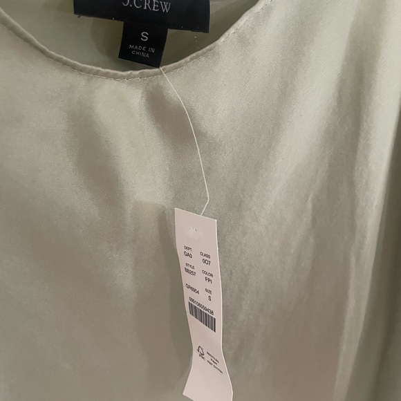 NWT washable silk charmeuse camisole top in faded pistachio - Picture 8 of 8